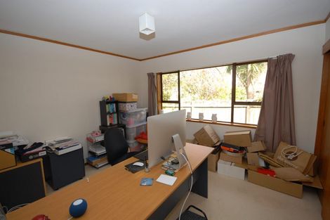 Photo of property in 2/78 Nile Road, Milford, Auckland, 0620