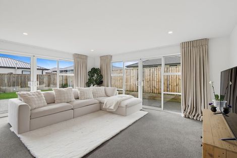 Photo of property in 17 Cork Street, Halswell, Christchurch, 8025