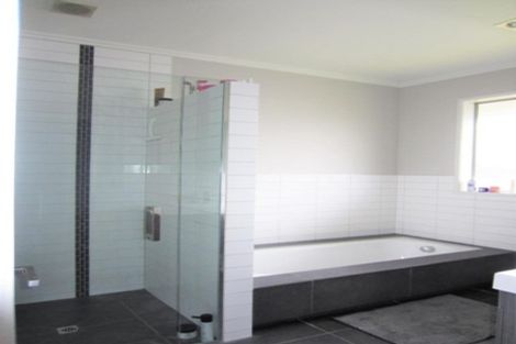 Photo of property in 8 Grenache Place, Rototuna, Hamilton, 3210