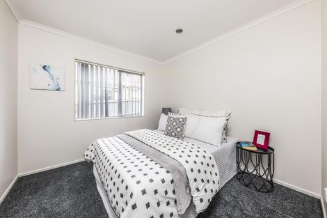 Photo of property in 16a Swaffield Road, Papatoetoe, Auckland, 2025