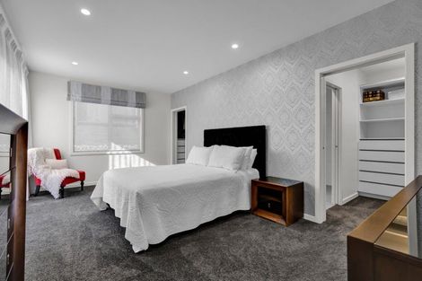 Photo of property in 24 Kotare Drive, Waiwhakaiho, New Plymouth, 4312