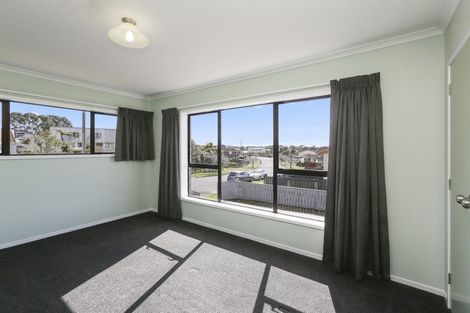 Photo of property in 13 Virginia Place, Whalers Gate, New Plymouth, 4310