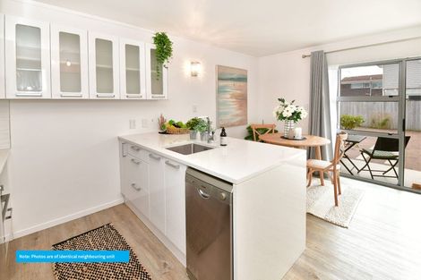 Photo of property in 2/420a Hibiscus Coast Highway, Orewa, 0931