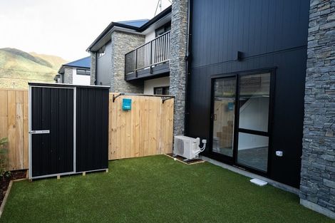 Photo of property in 1/27 Waiwhetu Road, Waiwhetu, Lower Hutt, 5010