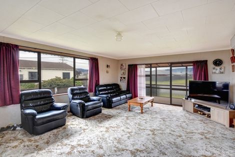 Photo of property in 3 Centre Street, Mosgiel, 9024