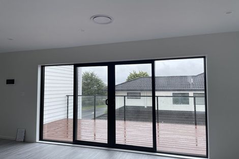Photo of property in 26a Reeves Road, Pakuranga, Auckland, 2010