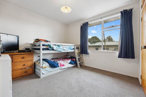 Photo of property in 86 Tamatea Road, Taupo, 3330