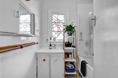 Photo of property in 92 Mill Road, Lower Vogeltown, New Plymouth, 4310