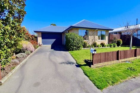 Photo of property in 6 Seadown Crescent, Amberley, 7410