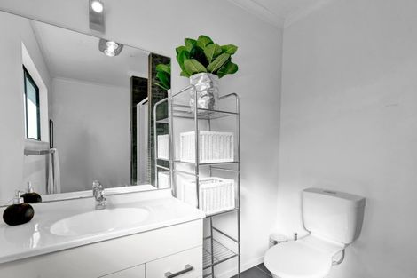 Photo of property in 76 Oranga Street, Westown, New Plymouth, 4310