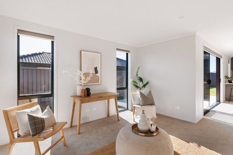 Photo of property in 88 Tabraham Crescent, Pyes Pa, Tauranga, 3112