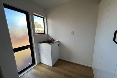 Photo of property in 1/4 Kelvin Road, Papakura, 2110