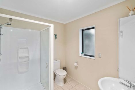Photo of property in 8 Ernest Gray Place, Halswell, Christchurch, 8025