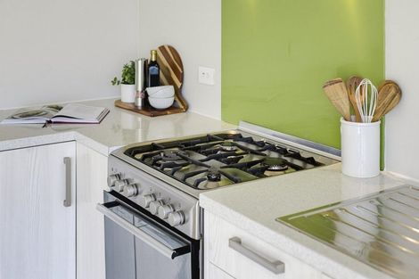 Photo of property in 10 Wineberry Way, Broadmeadows, 6037