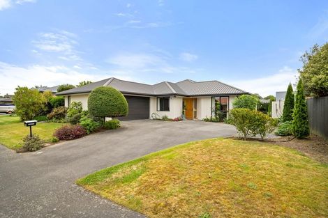 Photo of property in 16 Becmead Drive, Harewood, Christchurch, 8051