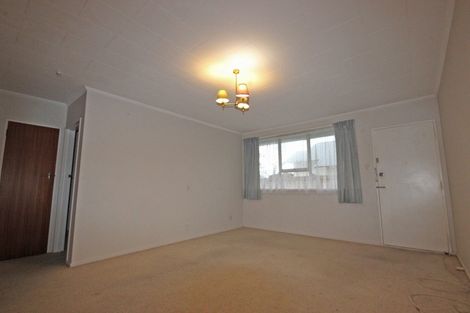 Photo of property in 2/105 Heretaunga Street, Palmerston North, 4414