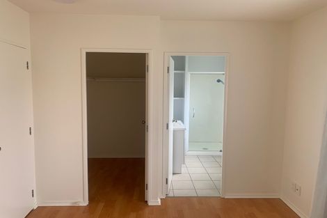 Photo of property in 164a Sunnynook Road, Sunnynook, Auckland, 0620