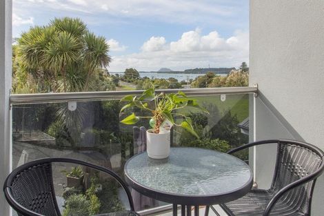 Photo of property in 28 Owen Place, Omokoroa, 3114