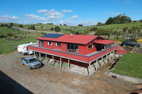 Photo of property in 352 Heatley Road, Whakapirau, Maungaturoto, 0583