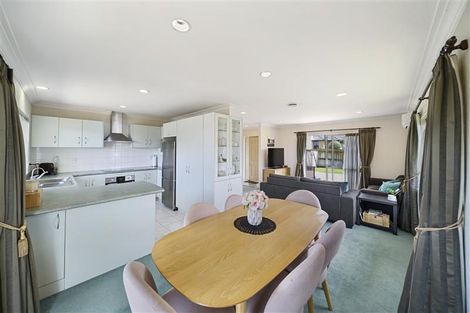 Photo of property in 36 Rathmar Drive, Manurewa, Auckland, 2105