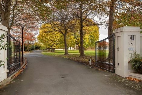 Photo of property in 290 Queen Elizabeth Ii Drive, Mairehau, Christchurch, 8052