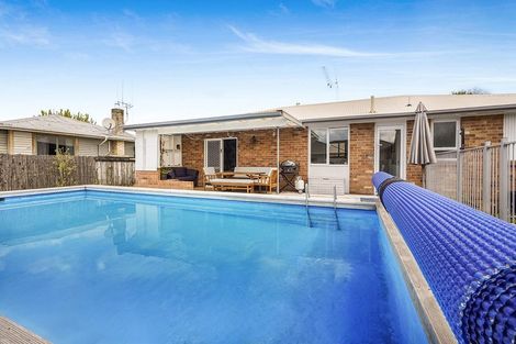 Photo of property in 15 Glenview Terrace, Glenview, Hamilton, 3206