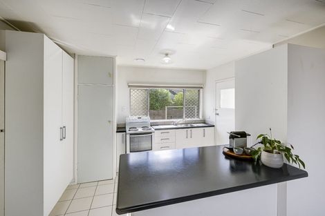Photo of property in 2/166 Gloucester Street, Taradale, Napier, 4112