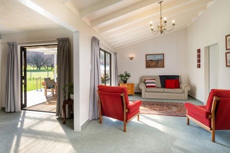 Photo of property in 27 Golding Road, Taradale, Napier, 4112
