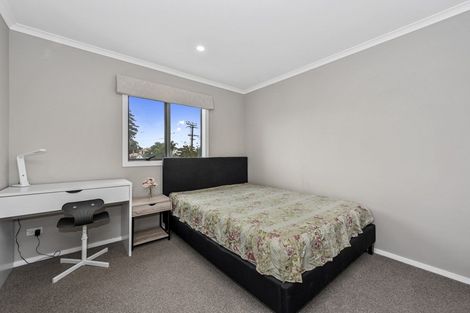 Photo of property in 2/144 Old Farm Road, Hamilton East, Hamilton, 3216