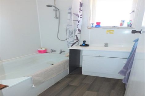 Photo of property in 4 Taraire Crescent, Otangarei, Whangarei, 0112