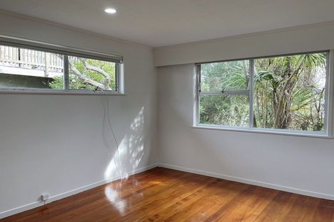 Photo of property in 1/17 Powrie Street, Glenfield, Auckland, 0629