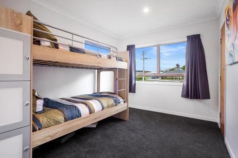 Photo of property in 44 Athenree Road, Athenree, Katikati, 3177