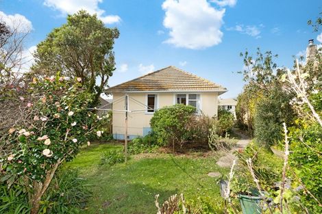 Photo of property in 6 Aparangi Crescent, Elsdon, Porirua, 5022