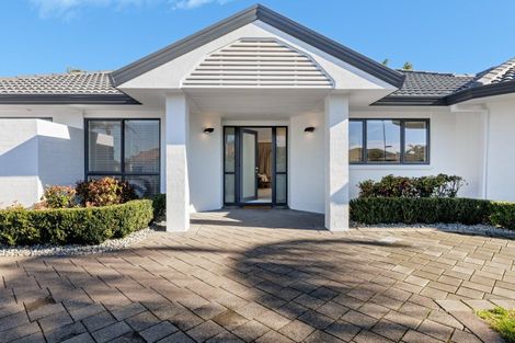 Photo of property in 16 Palm Beach Boulevard, Papamoa Beach, Papamoa, 3118