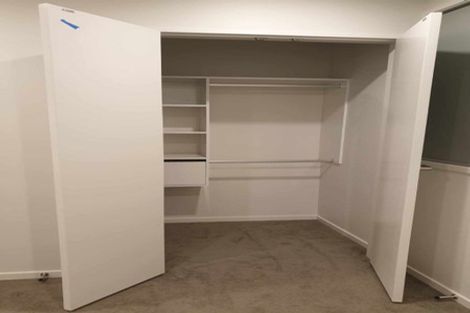 Photo of property in 11/8 Chivalry Road, Glenfield, Auckland, 0629