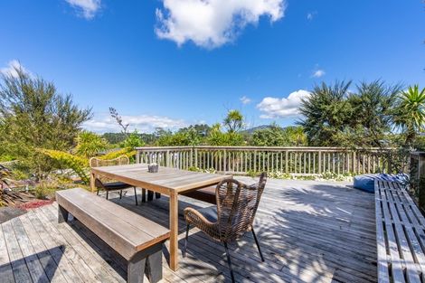 Photo of property in 22 East Street, Raglan, 3225