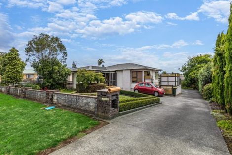 Photo of property in 21 Coronation Avenue, Pukekohe, 2120