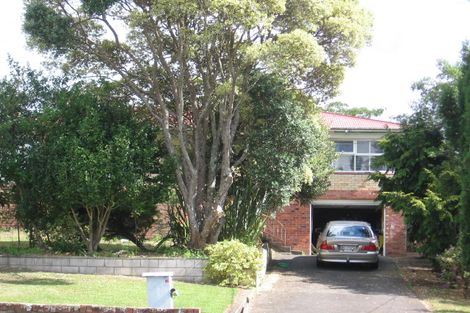 Photo of property in 34 Beaubank Road, Kelston, Auckland, 0602