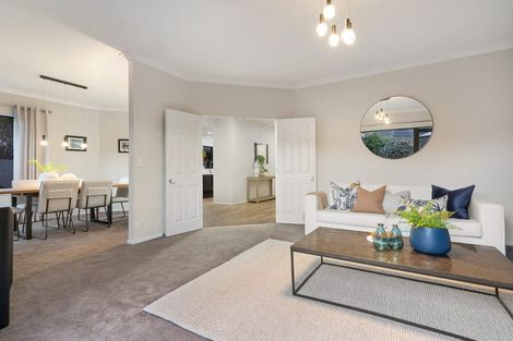 Photo of property in 10 Advance Way, Albany, Auckland, 0632