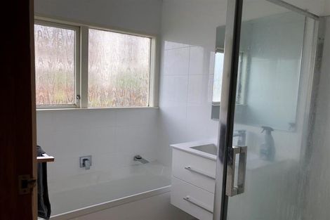 Photo of property in 2/1 Lyren Place, Half Moon Bay, Auckland, 2012