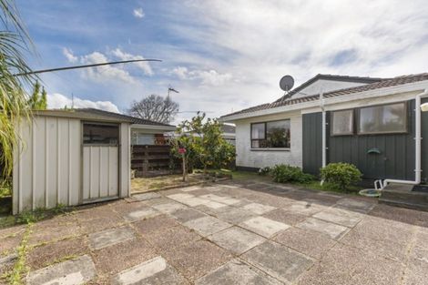 Photo of property in 2b Roys Road, Weymouth, Auckland, 2103