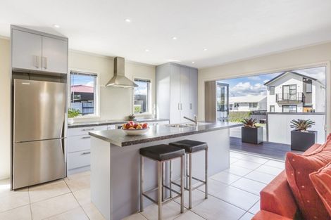Photo of property in 1 Montmere Avenue, Te Atatu Peninsula, Auckland, 0610