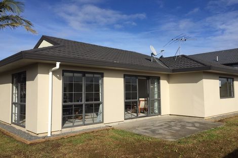 Photo of property in 27 Opawa Crescent, Favona, Auckland, 2024