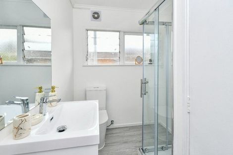 Photo of property in 27a Alexander Avenue, Papatoetoe, Auckland, 2025