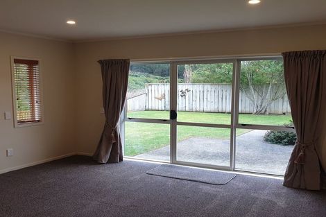 Photo of property in 19a Betty Watt Grove, Riverstone Terraces, Upper Hutt, 5018