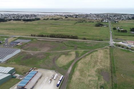 Photo of property in 105a Manuka Street, Stokes Valley, Lower Hutt, 5019