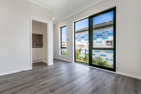 Photo of property in 16 Captain Rings Drive, Papakura, 2110