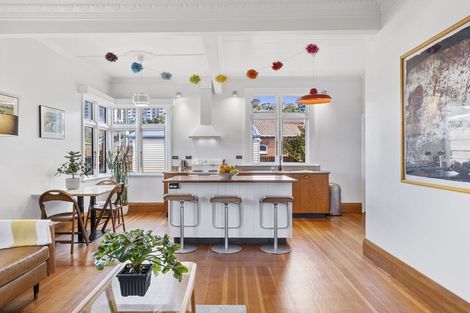 Photo of property in 262 Macandrew Road, Forbury, Dunedin, 9012