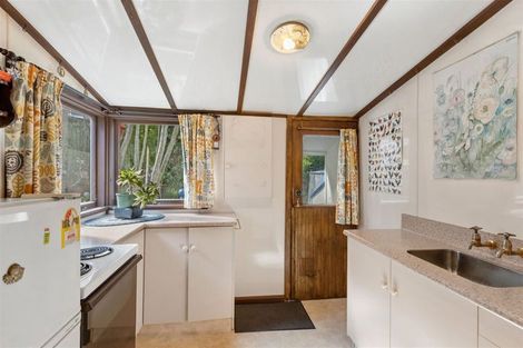 Photo of property in 36 Voelas Road, Lyttelton, 8082