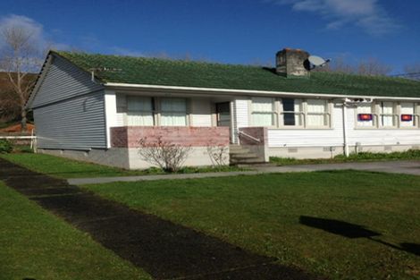 Photo of property in 78-80 Strand Crescent, Naenae, Lower Hutt, 5011